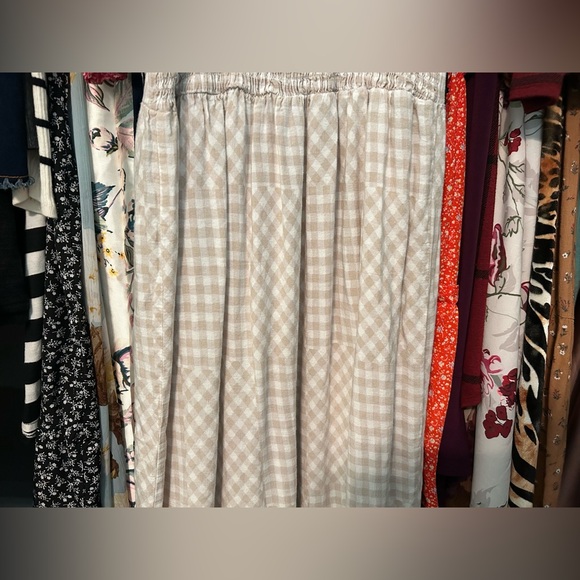 Japna Tan & White Gingham Dress - Picture 9 of 10